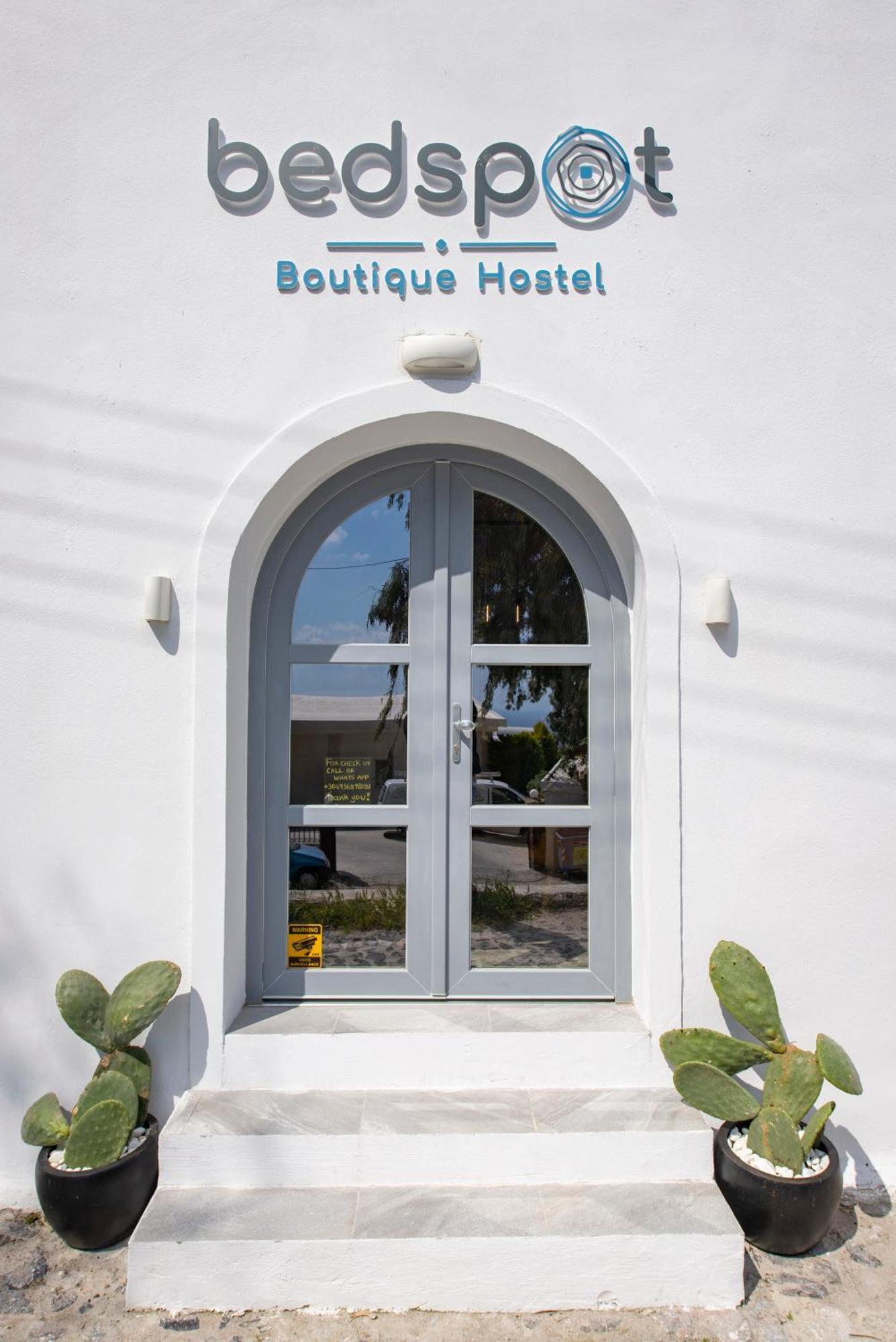 サントリーニ ベッドスポット ホステルホステル エクステリア 写真